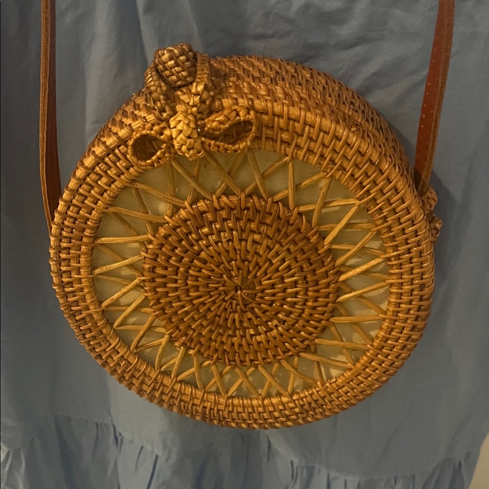 Blank NYC Round Woven Crossbody Bag in Brown new no tag